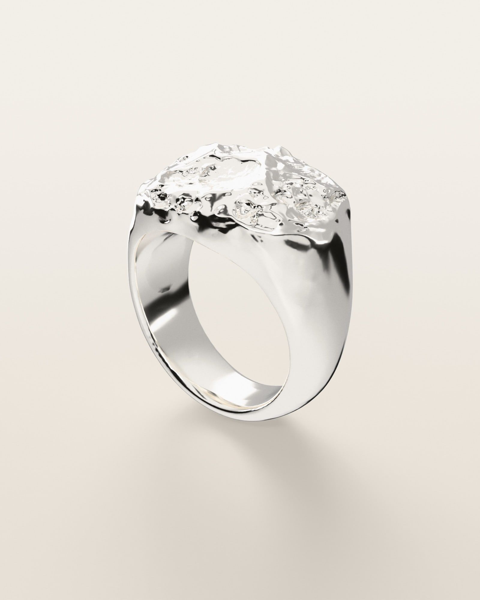 No. 021 Crest nugget ring, three-quarter view, sterling silver, rendered from the production 3D file