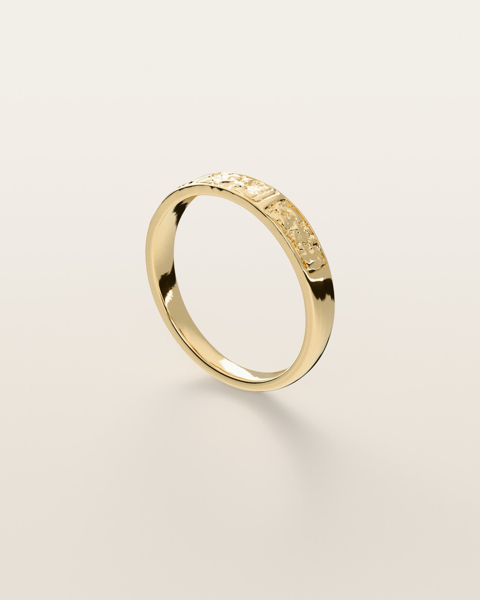 No. 526 Cascade nugget ring, three-quarter view, 14K yellow gold, rendered from the production 3D file