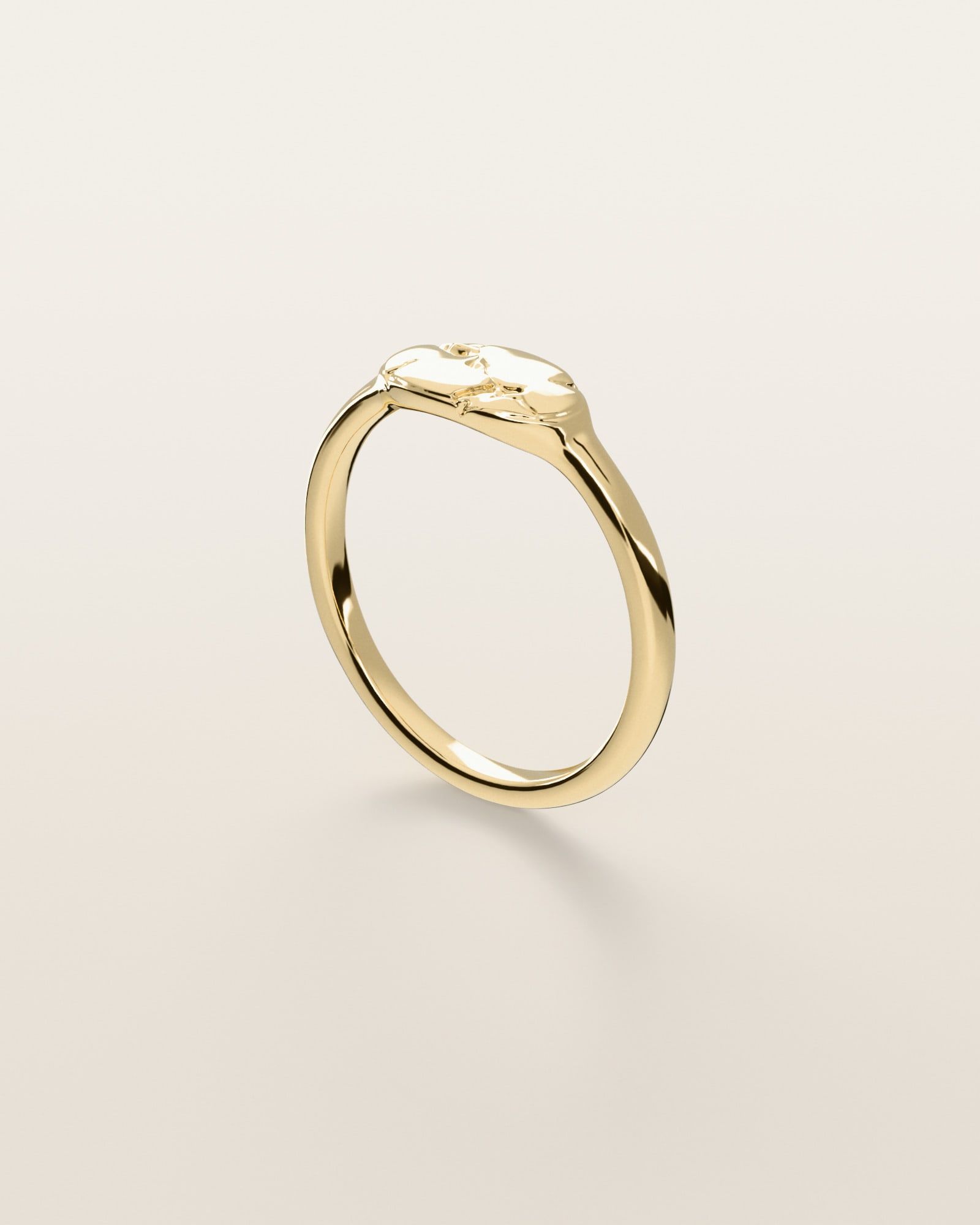 No. 525 Grain nugget ring, three-quarter view, 14K yellow gold, rendered from the production 3D file