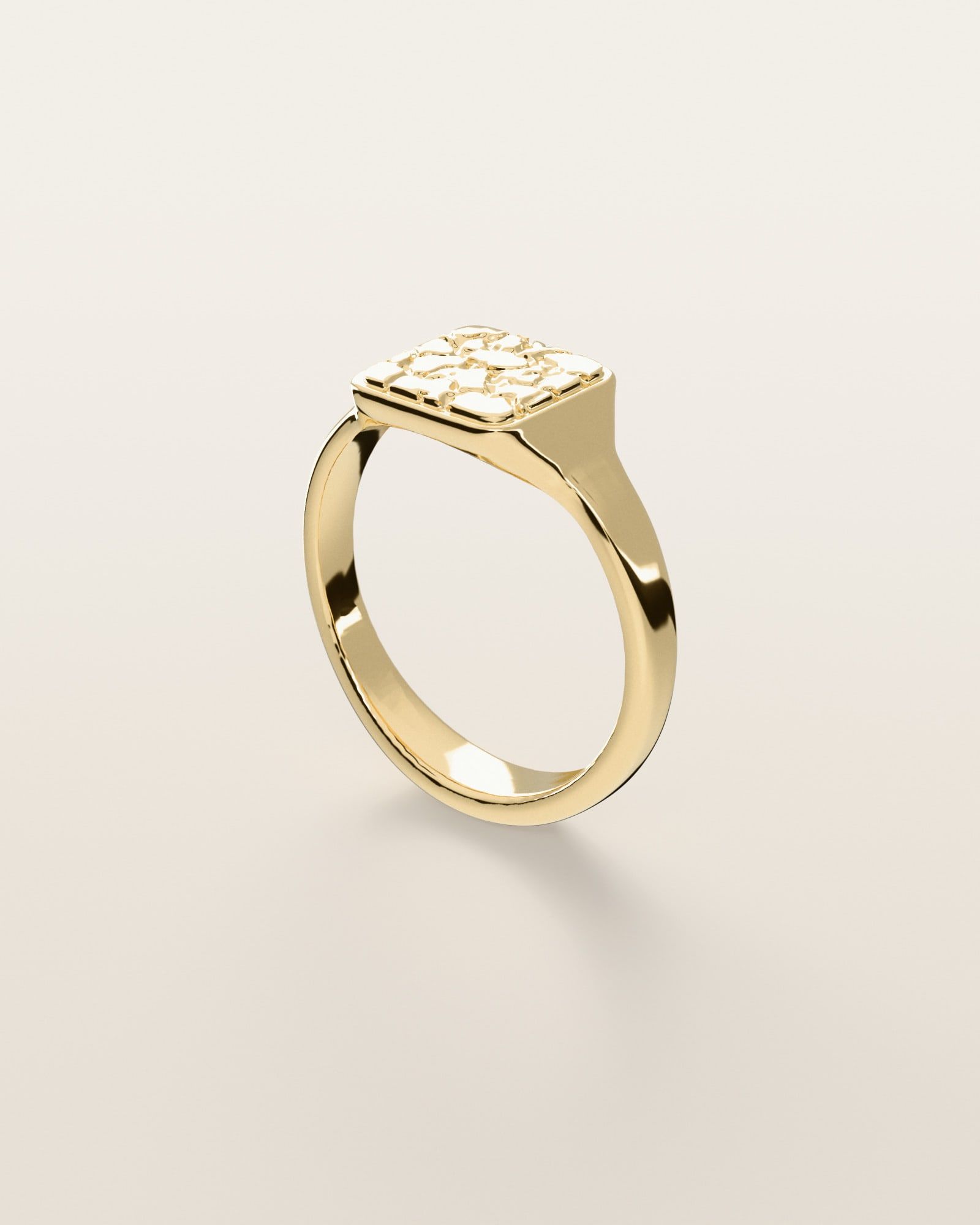 No. 430 Signet S nugget ring, three-quarter view, 14K yellow gold, rendered from the production 3D file