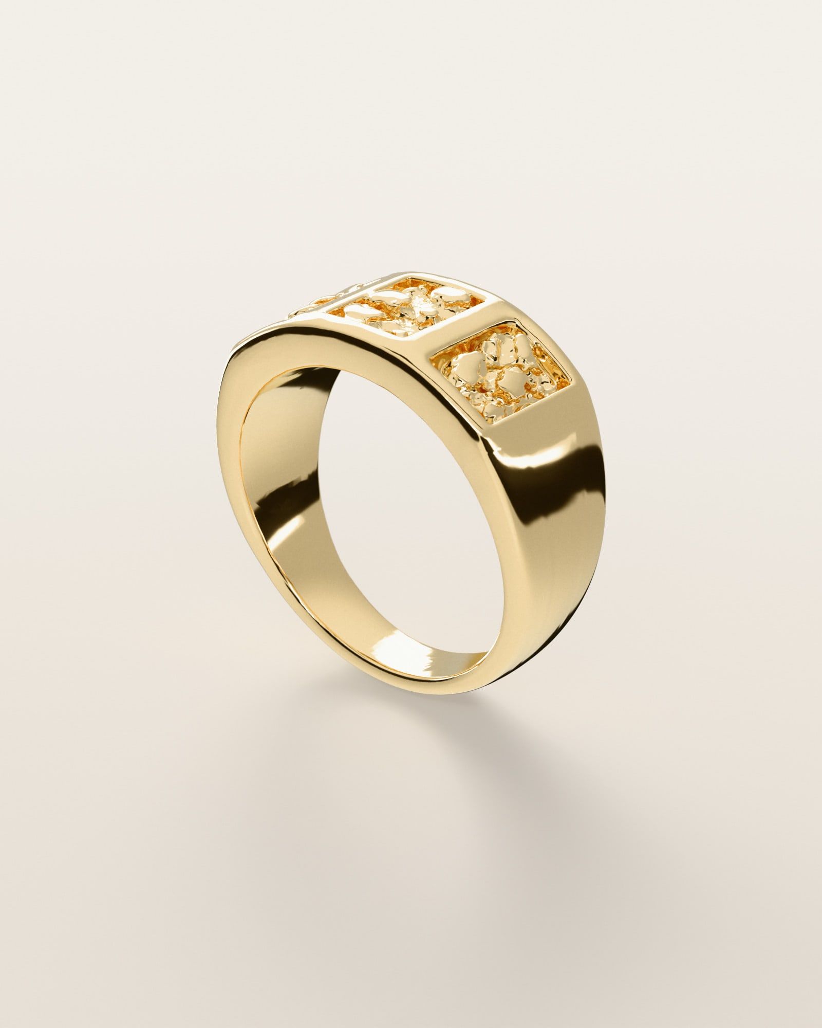 No. 536 Triptych nugget ring, three-quarter view, 14K yellow gold, rendered from the production 3D file