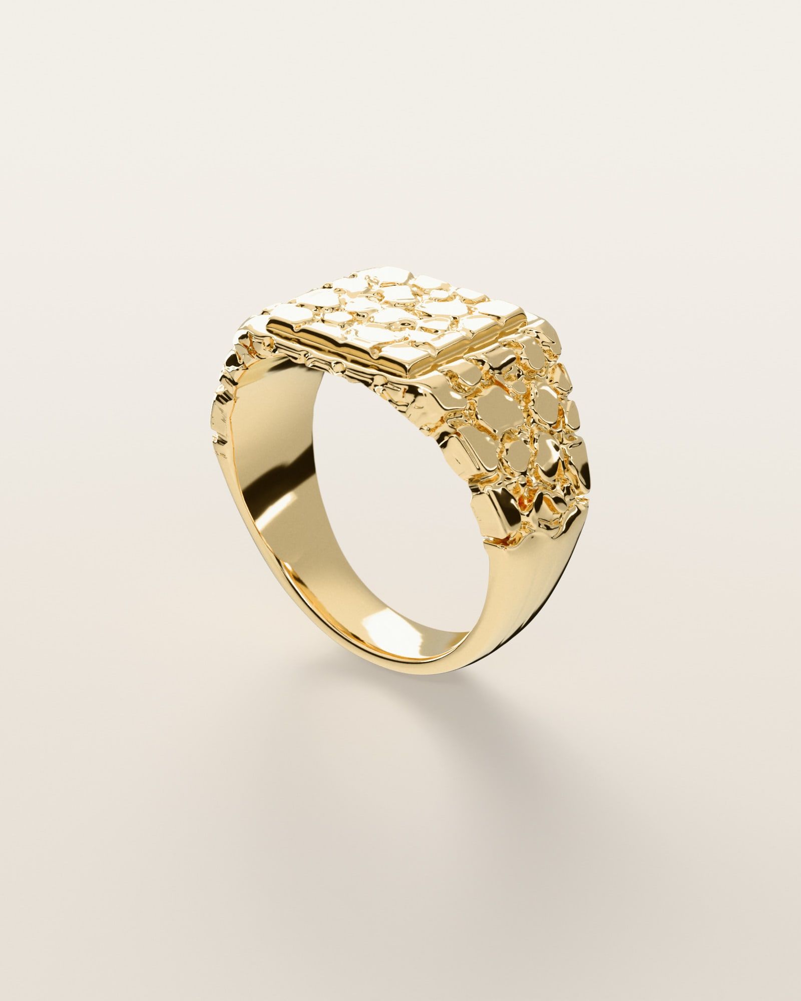 No. 402 Signet S nugget ring, three-quarter view, 14K yellow gold, rendered from the production 3D file