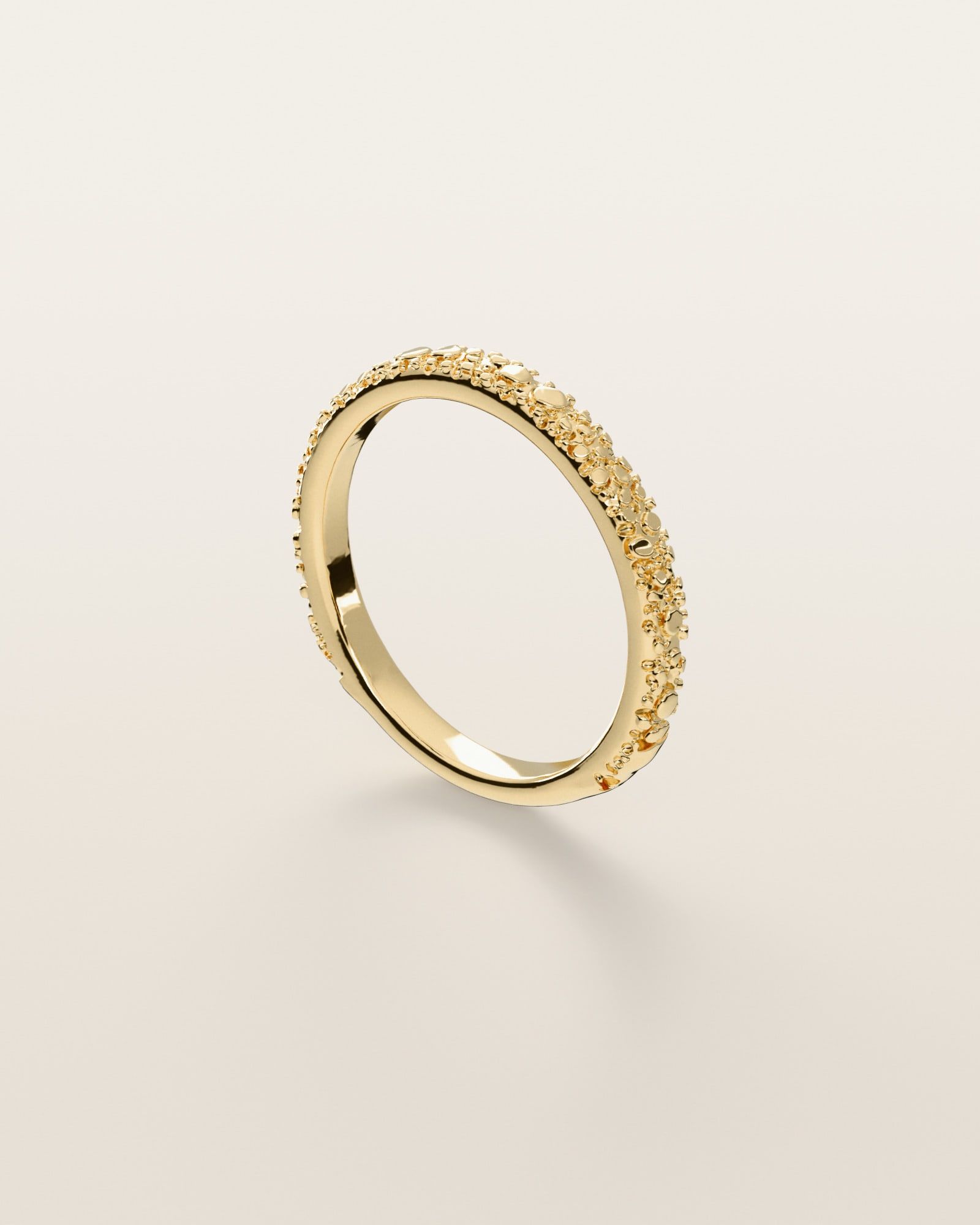 No. 106 Ripple nugget ring, three-quarter view, 14K yellow gold, rendered from the production 3D file