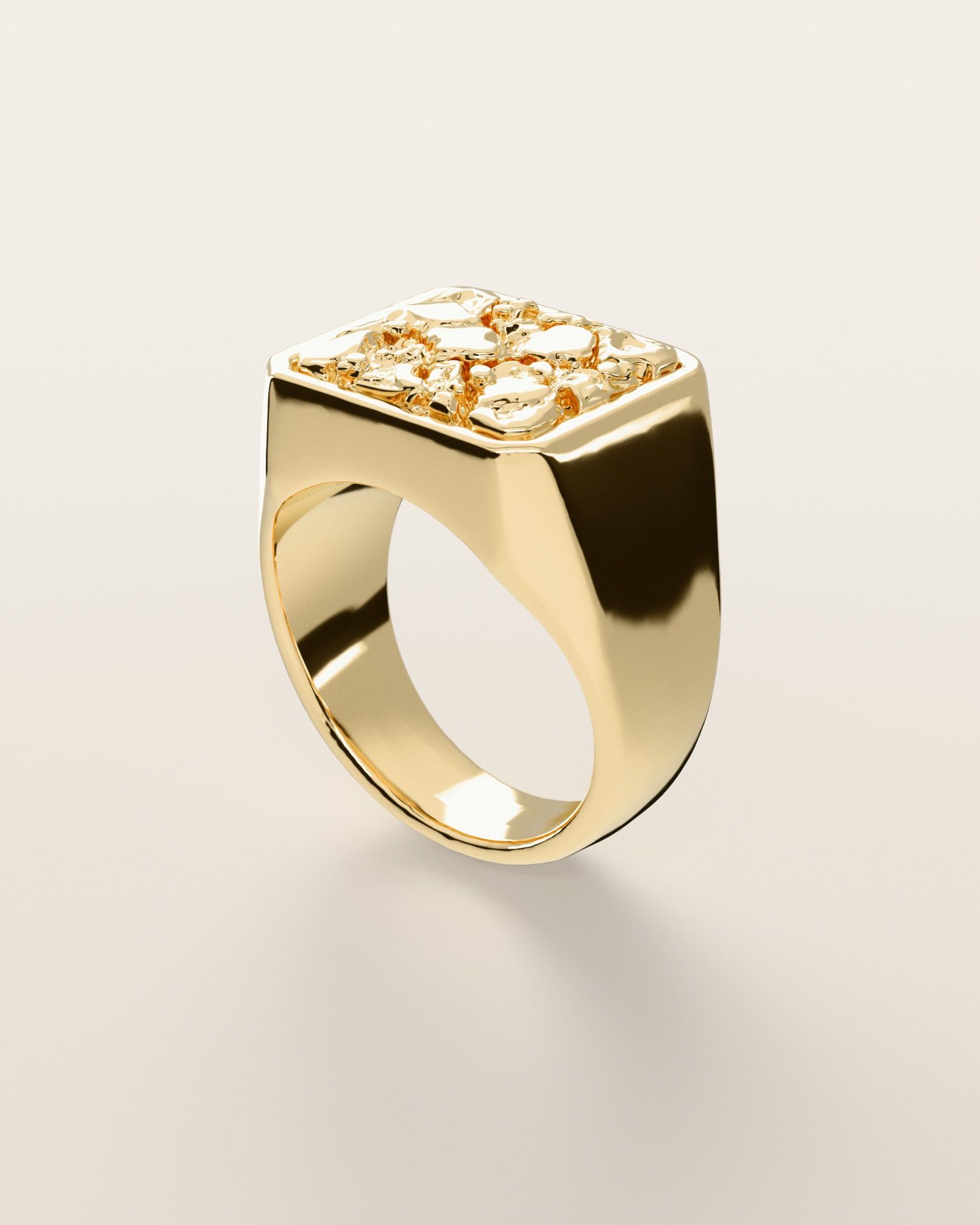 No. 501 Anvil nugget ring, three-quarter view, 14K yellow gold, rendered from the production 3D file