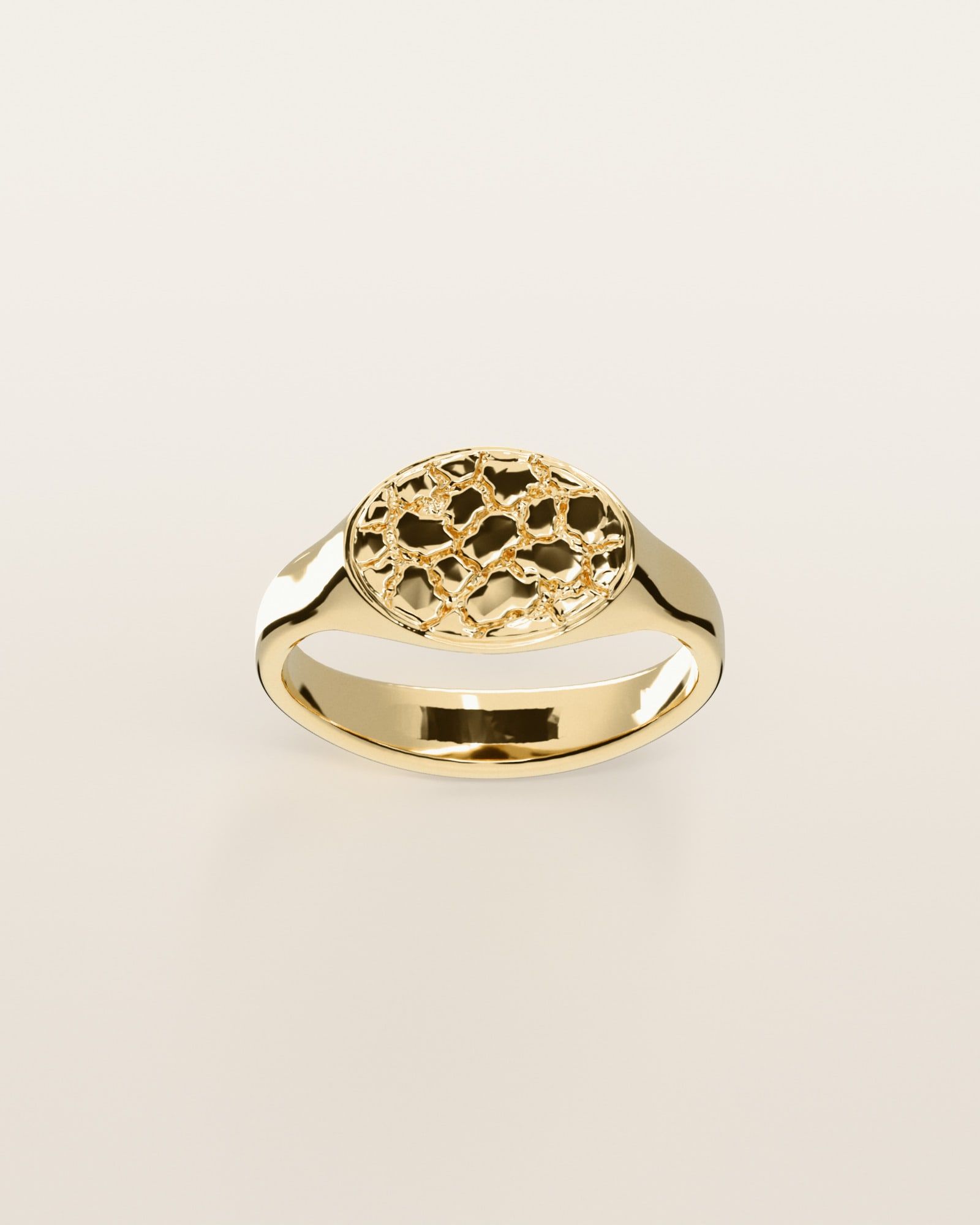 No. 435 Oval nugget ring, the nugget pattern, face on, 14K yellow gold, rendered from the production 3D file