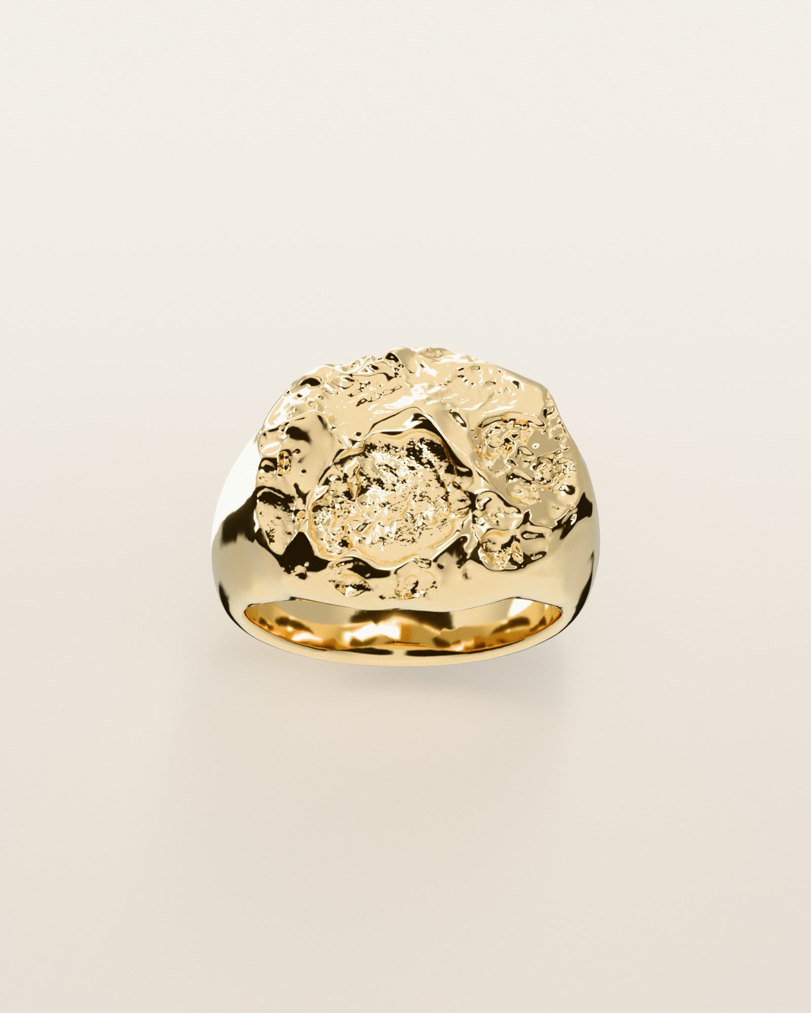 No. 021 Crest nugget ring, the nugget pattern, face on, 14K yellow gold, rendered from the production 3D file