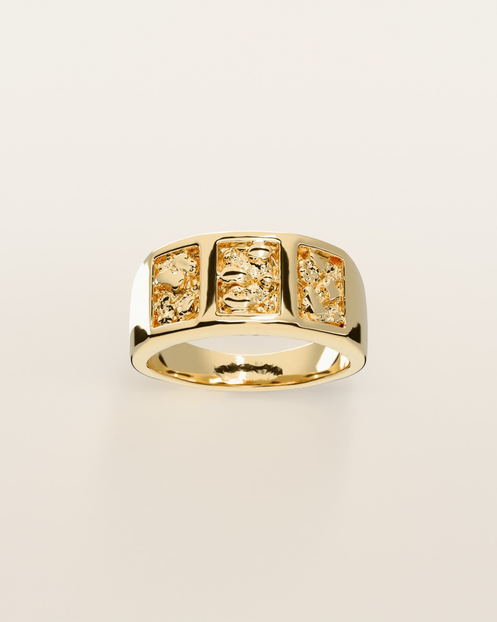 No. 536 Triptych nugget ring, the nugget pattern, face on, 14K yellow gold, rendered from the production 3D file