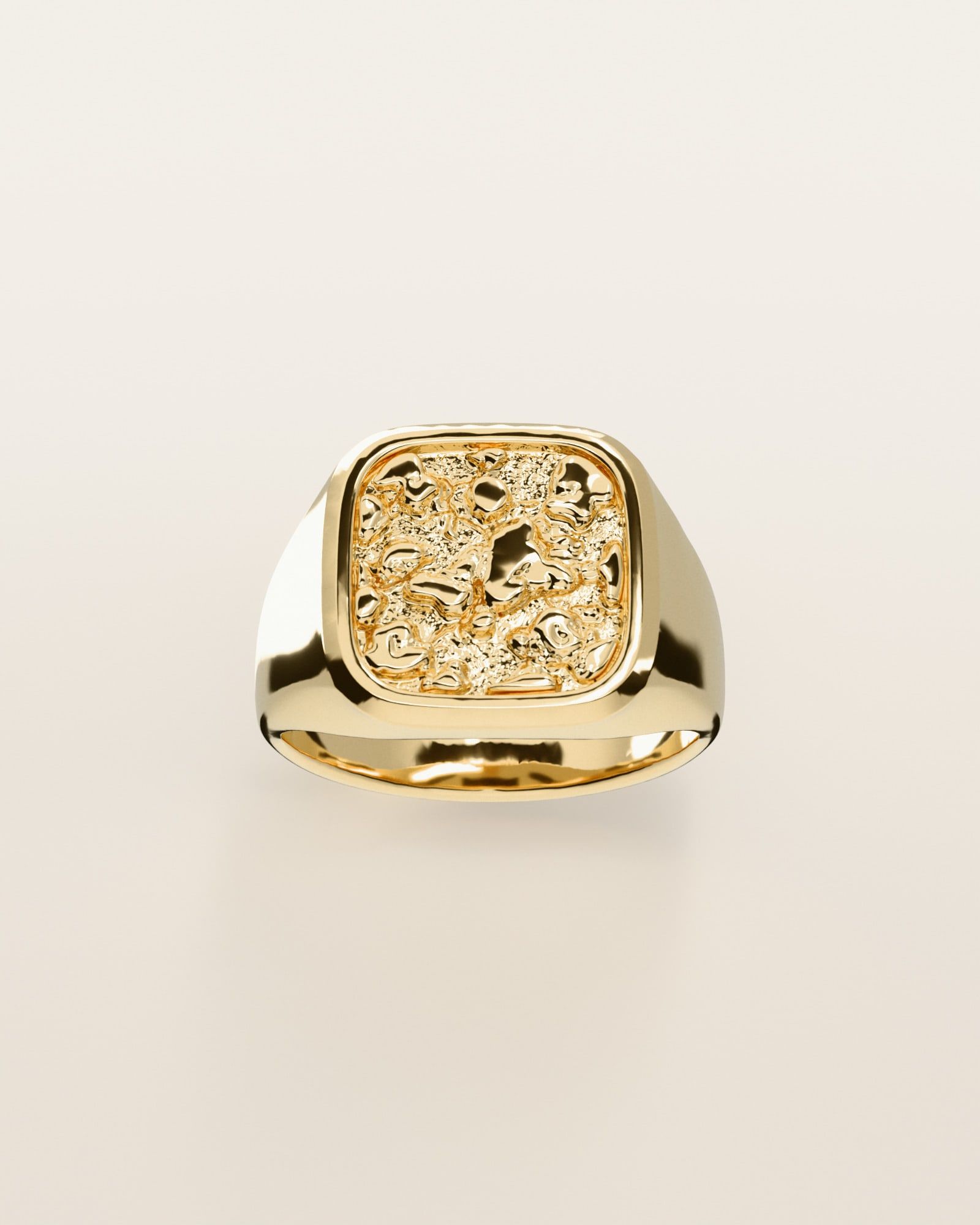 No. 101 Tablet nugget ring, the nugget pattern, face on, 14K yellow gold, rendered from the production 3D file