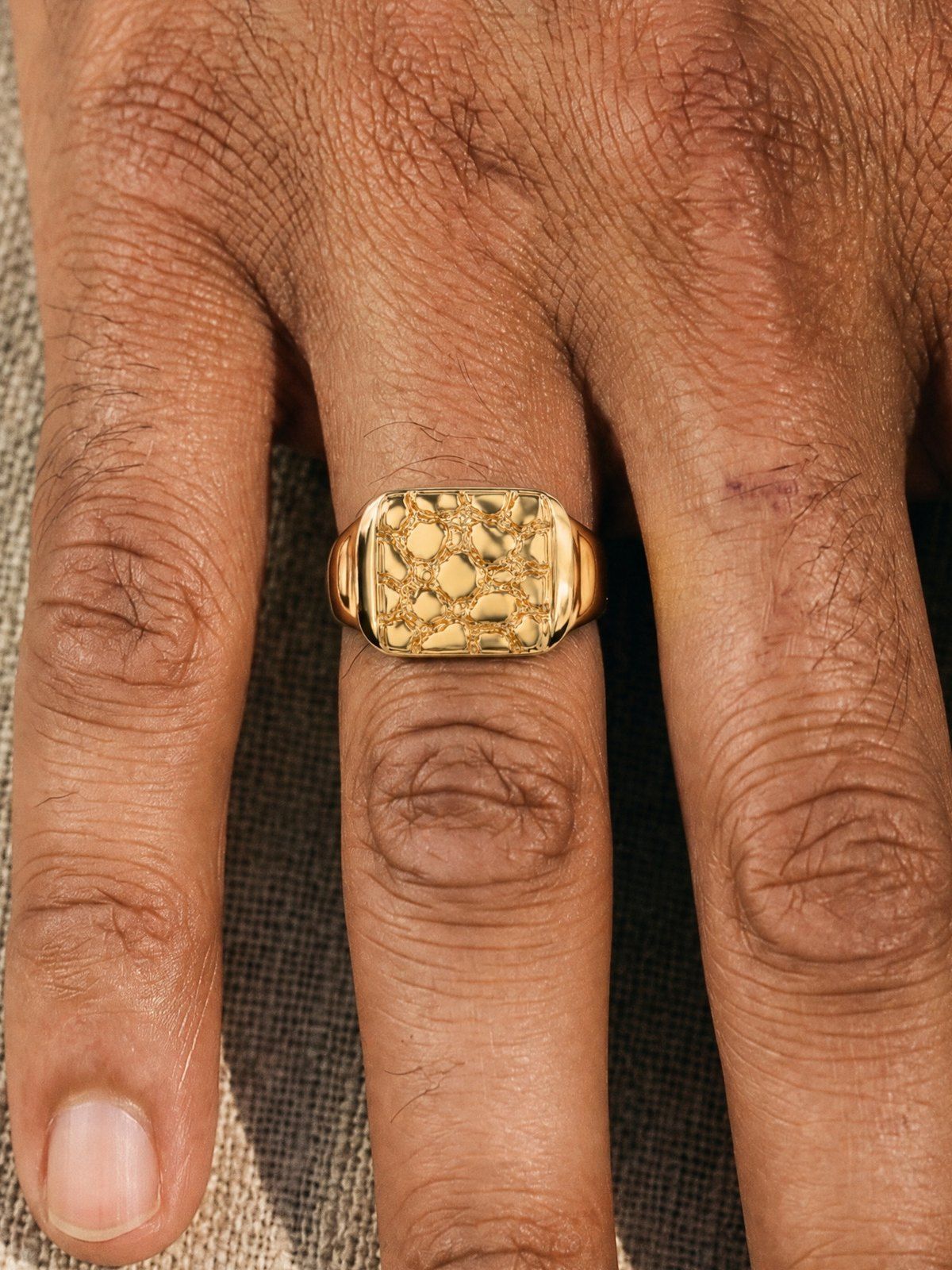 Signet L No. 401 in solid 14K gold, worn on another hand