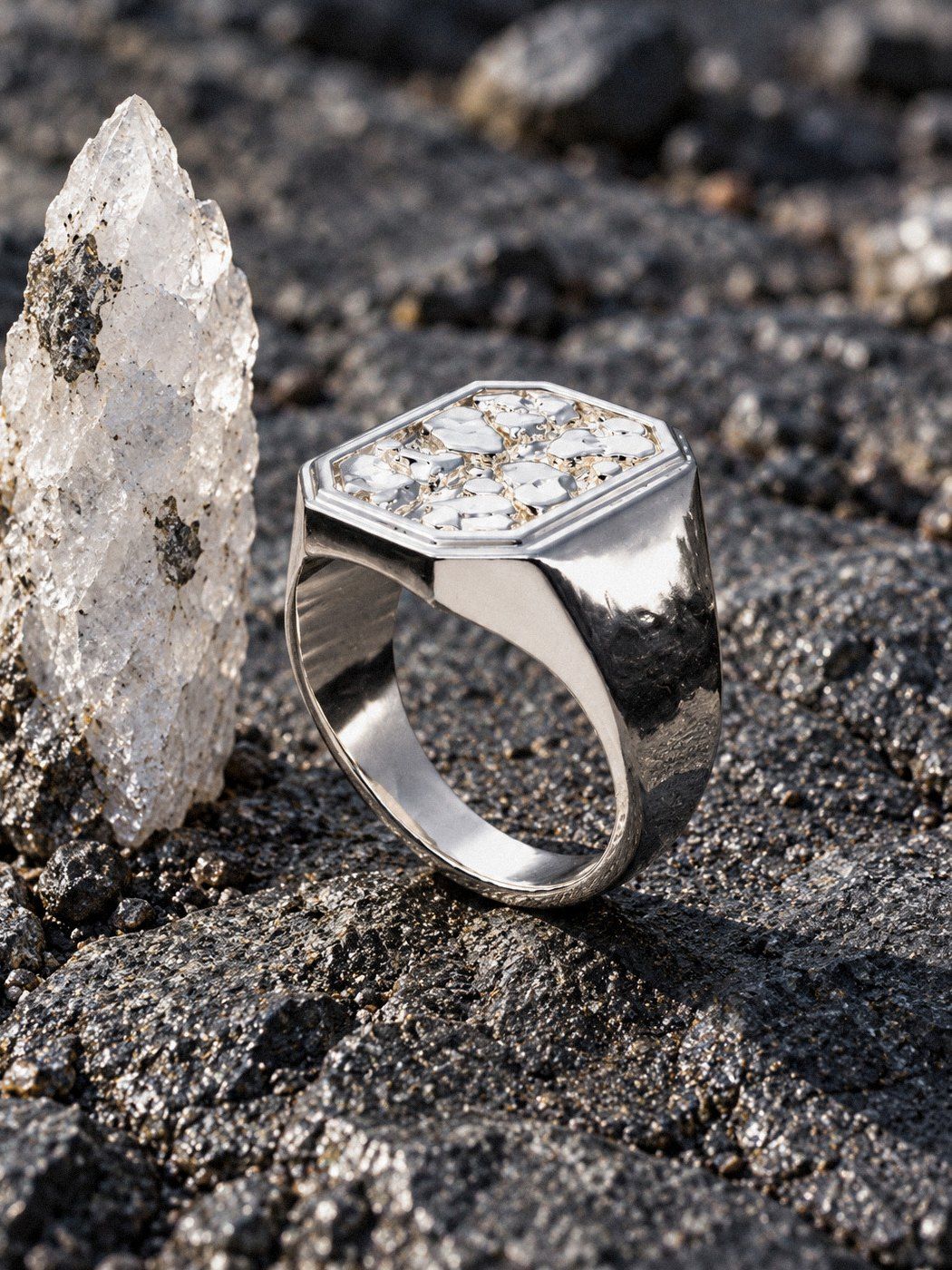 Monolith No. 504 in sterling silver, still life on dark stone