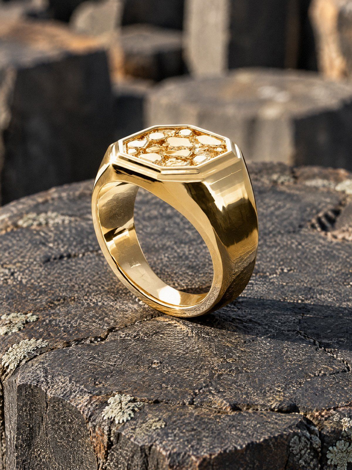 Octagon No. 531 in solid 14K gold, still life on dark stone